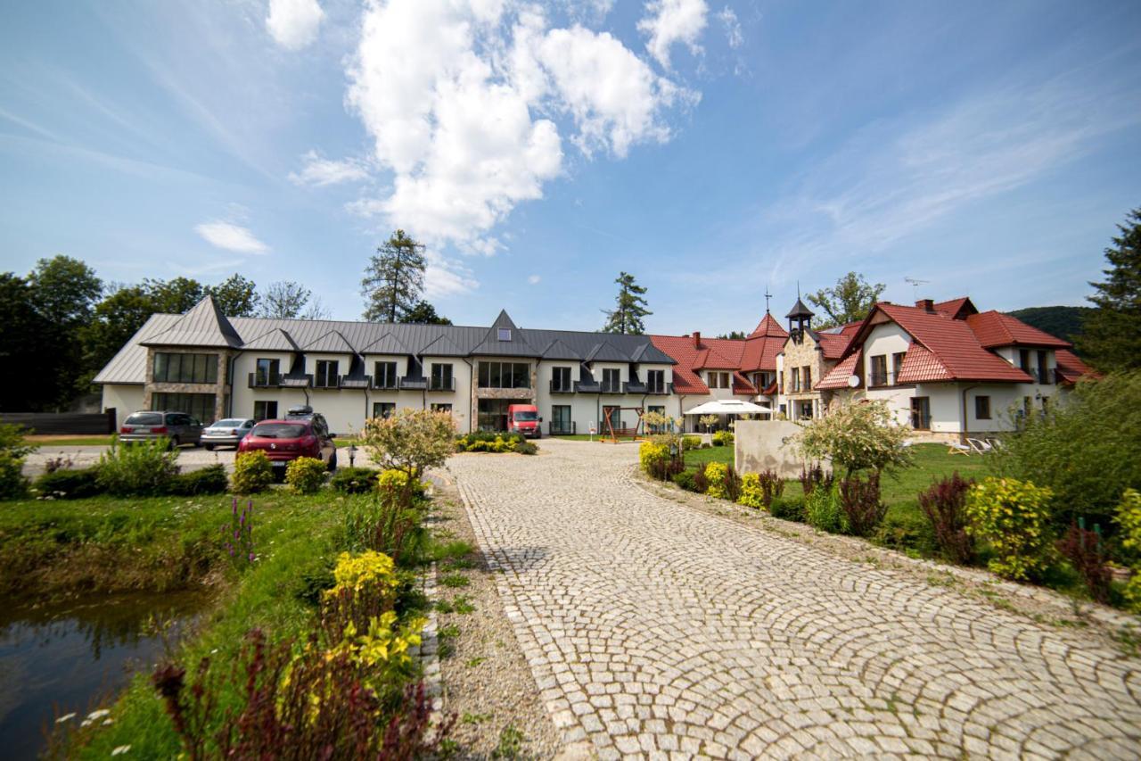 Carynska Resort & Spa Лютовиска Экстерьер фото